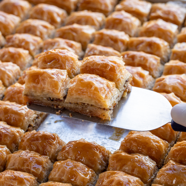 BAKLAVA SQUARE LARGE TRAY CASE (6 PER CASE)